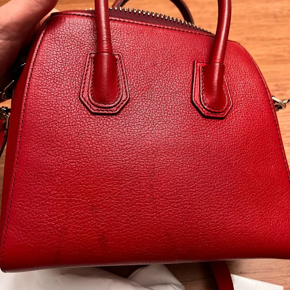 Givenchy Antigona Mini Grained Leather Bag - Picture 7 of 14